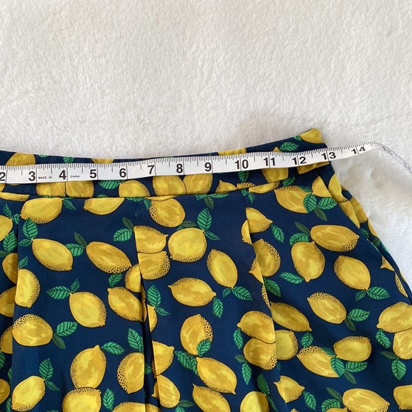 GUC 4 Petite lemon print skirt | The Limited - Picture 7 of 7